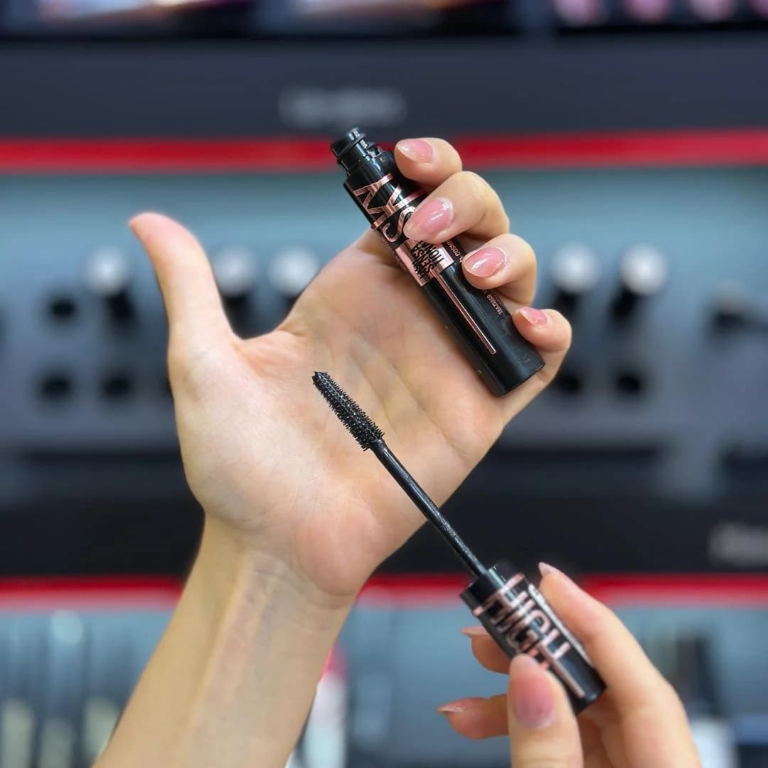 ریمل میبلین مدل اسکای های مشکی Maybelline Sky High — تصویر ۲