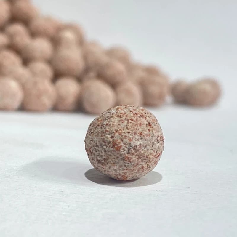 مدیا توپی آکواریوم سرامیک Media Ball ALITA، مناسب برای رشد باکتریهای مفید و کاهش NO2/NO3 — تصویر ۲