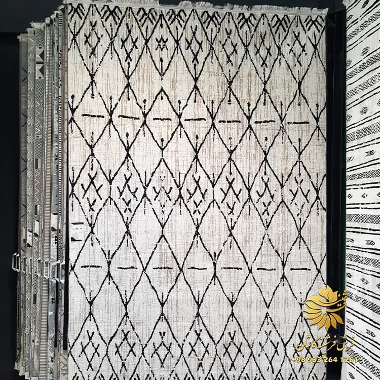 فرش مراکشی جدید کرم سرمه ای 500 شانه کد 40149 — تصویر ۲