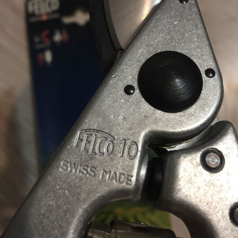قیچی باغبانی فیلکو FELCO 10 دسته چرخان مخصوص چپ دستان اصل سوئیس فلکو — تصویر ۳