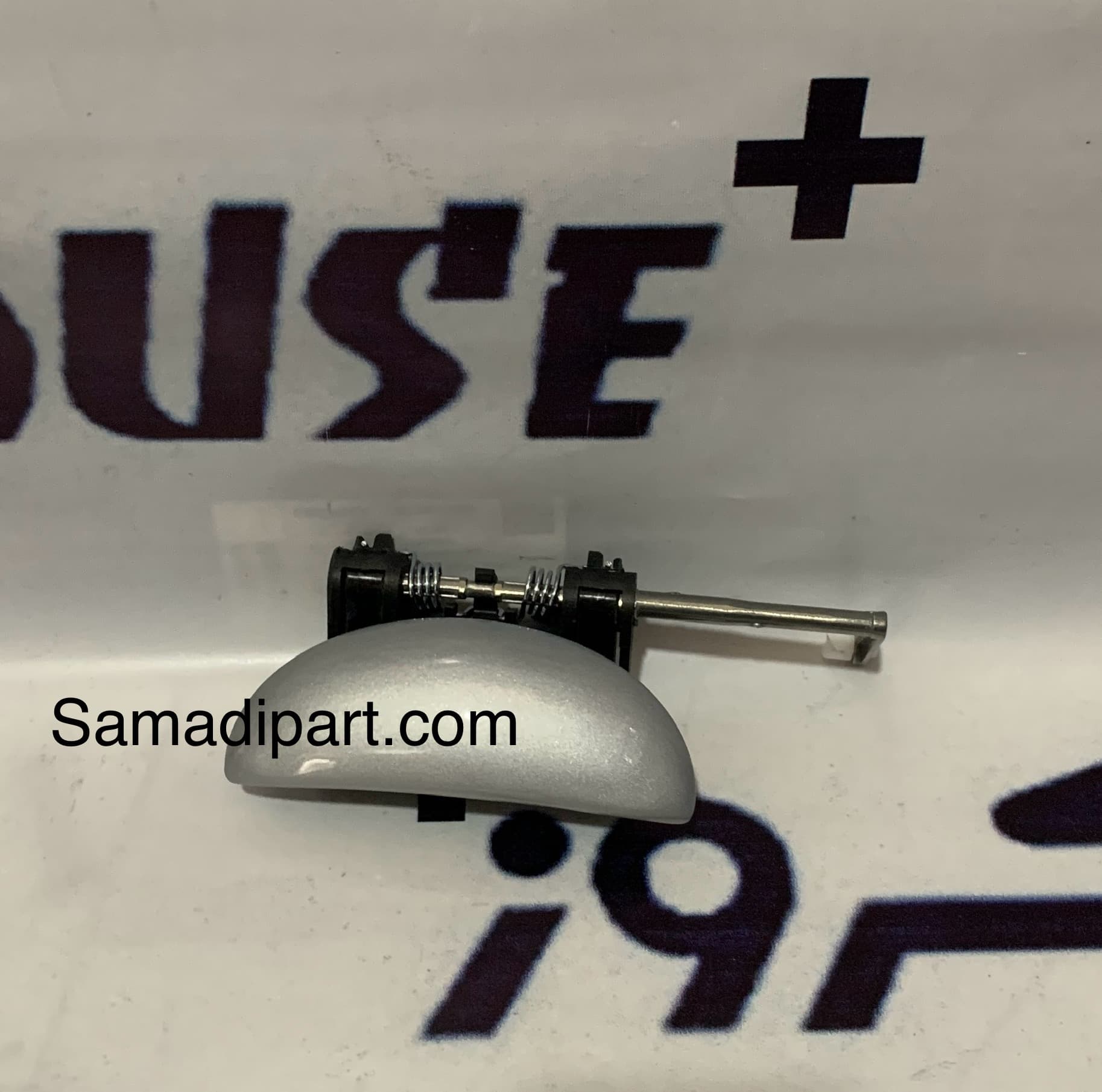 دستگیره بیرونی درب عقب چپ نقره ای ۲۰۷ کروز (CR37152702)