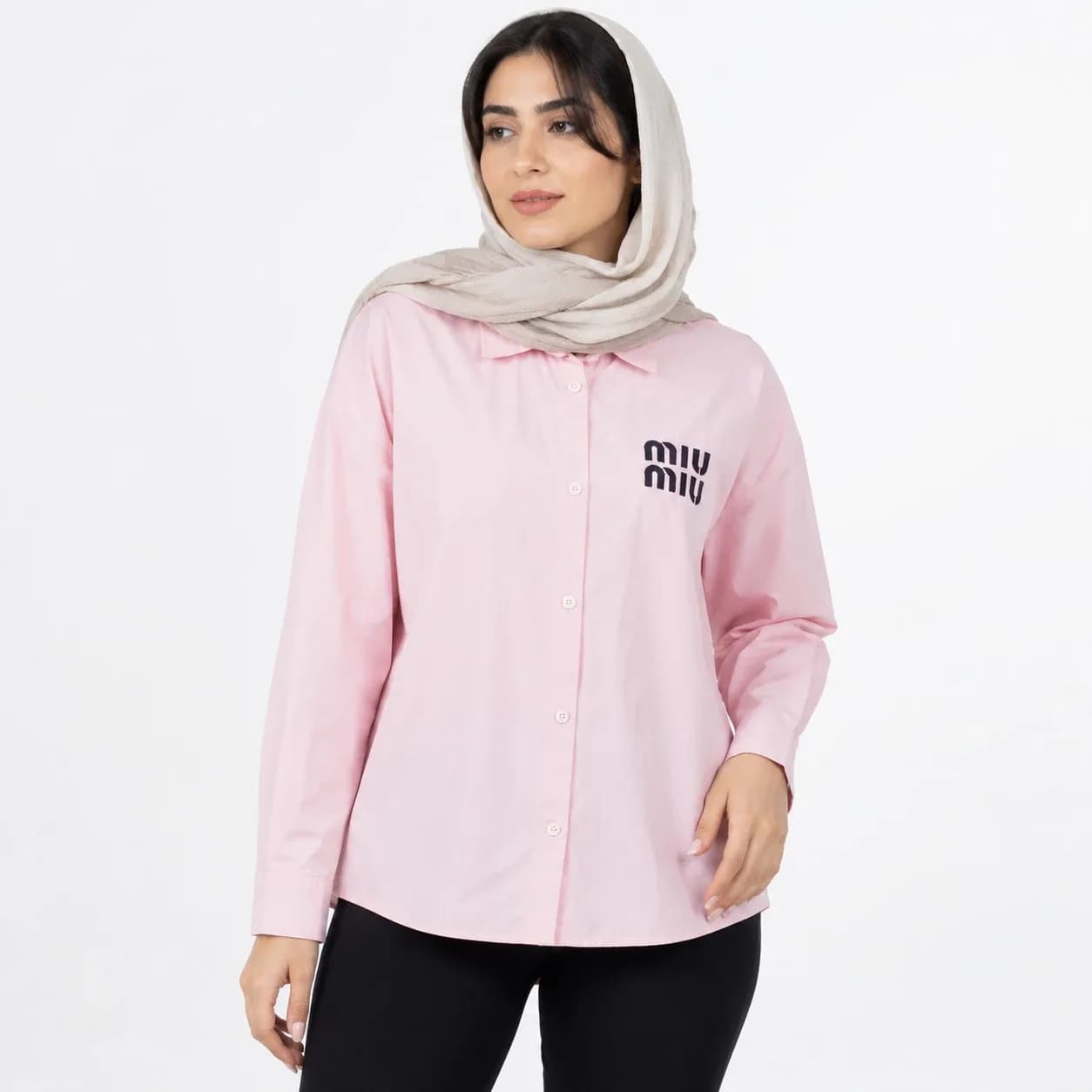 مانتو نخی زنانه طرح MIUMIU یقه انگلیسی صورتی