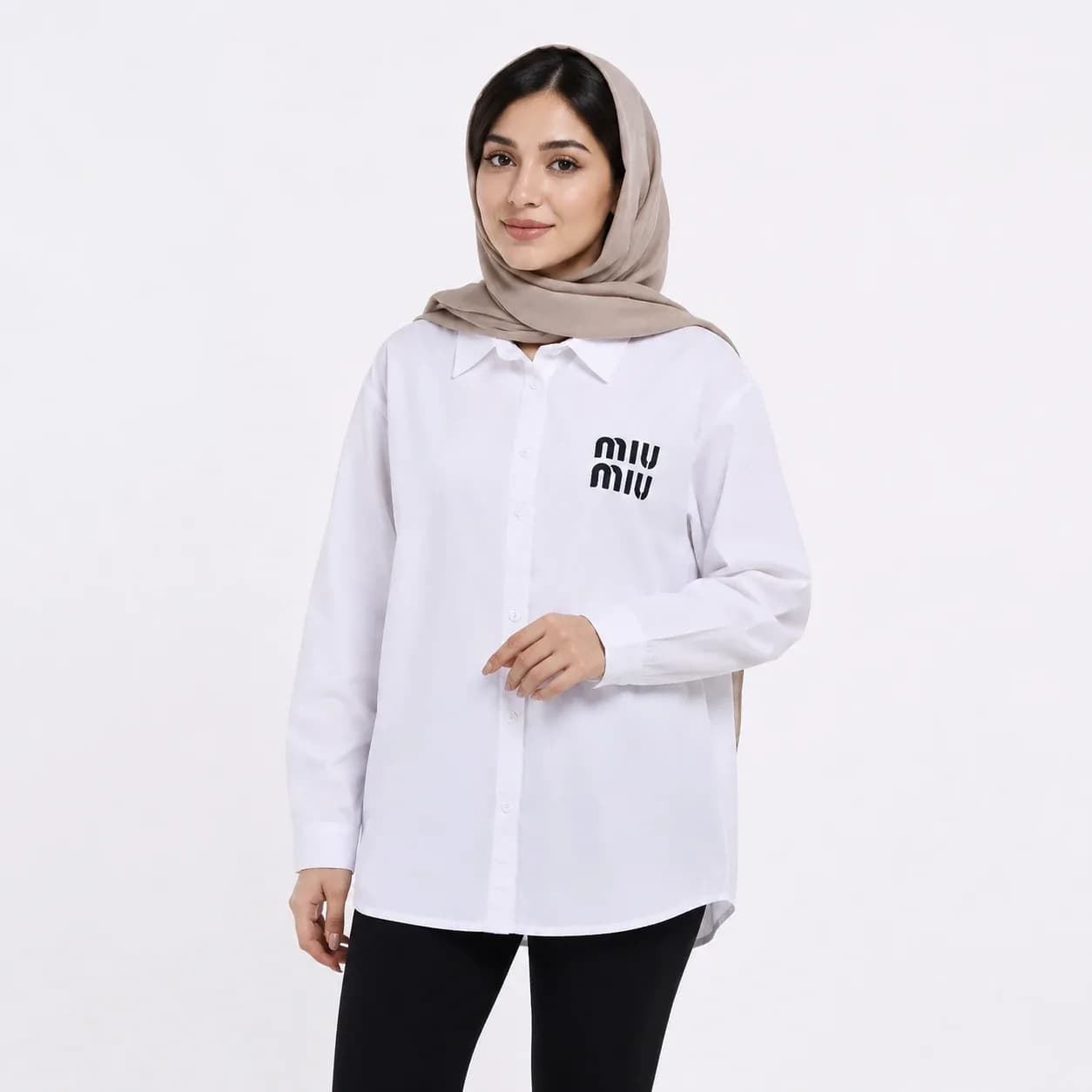 مانتو نخی زنانه طرح MIUMIU یقه انگلیسی سفید