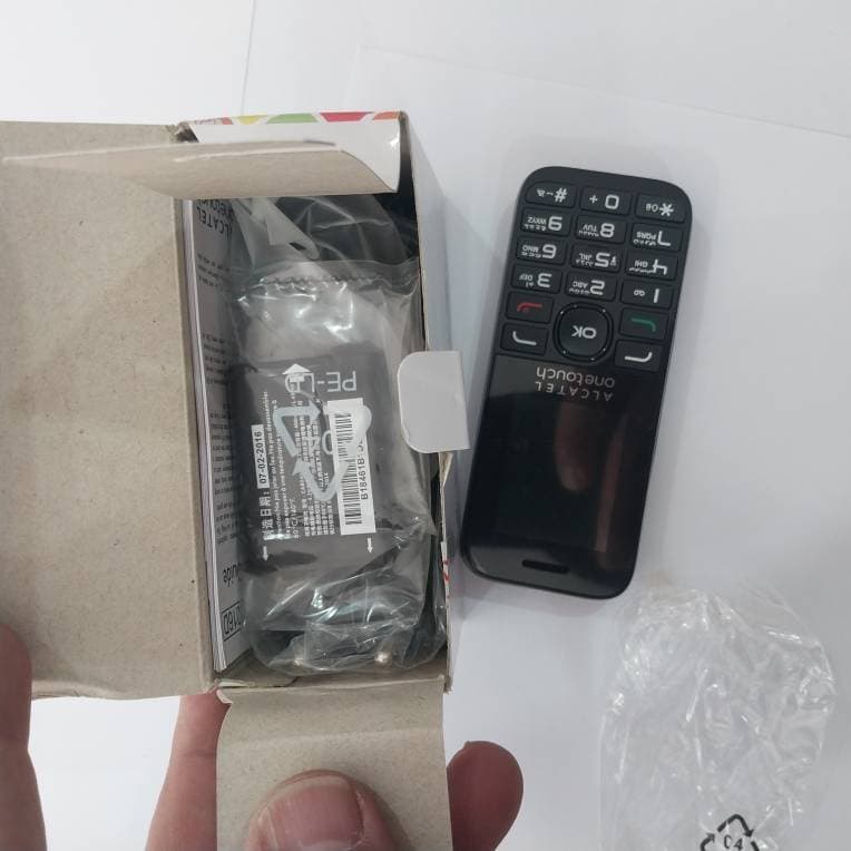 گوشی Alcatel One Touch 10.16D — تصویر ۲