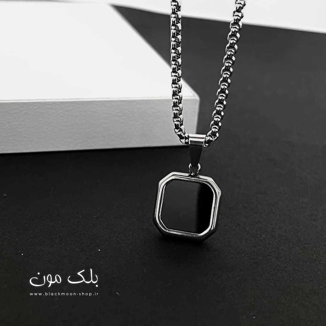 گردنبند مردانه اونیکس ONYX مربع مشکی نقره ای