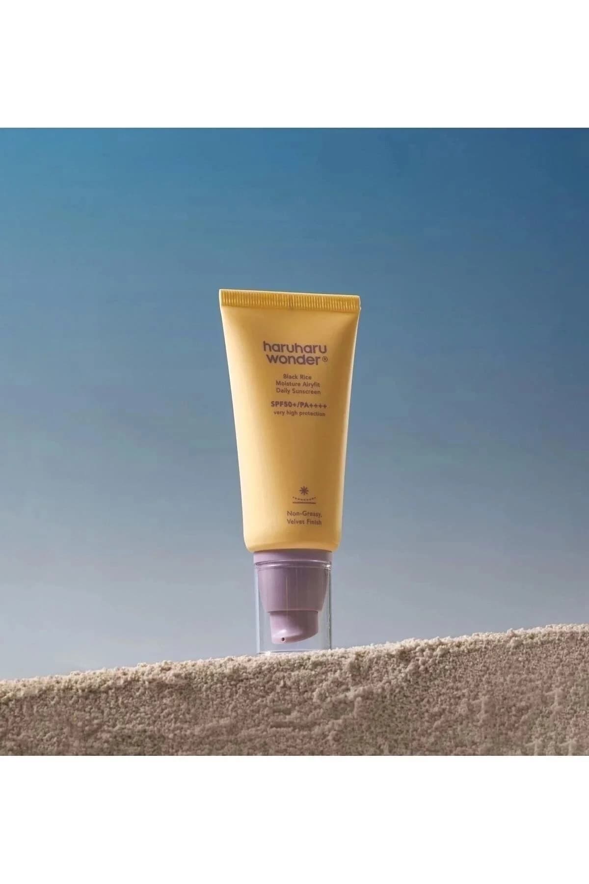 کرم ضدآفتاب صورت برندهای عمومی Genel Markalar Wonder Black Rice Moisture Airyfit SPF50+، ۵۰ میلیلیتر — تصویر ۲