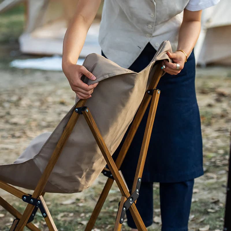 صندلی کمپینگ نیچرهایک Naturehike Wood Grain Foldable Camping Chair – NH19Y001-Z — تصویر ۳