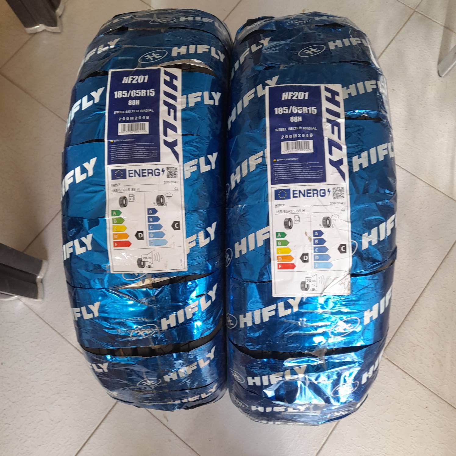 لاستیک های فلای سایز 185/65/15 مدل HF201 تولید 2024 - دو حلقه