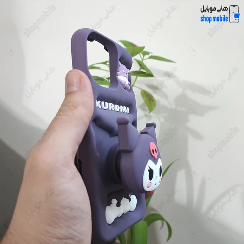 قاب گوشی سامسونگ گلکسی A55 (کاور سیلیکونی پاک کنی مدل عروسکی کیوت پاپ سوکتی طرح کرومی) — تصویر ۴