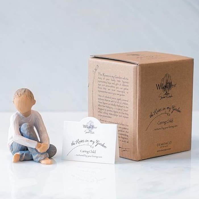 مجسمه اورجینال Willow Tree مدل Caring Child — تصویر ۳