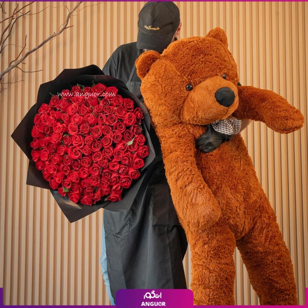دسته گل رز قرمز 100 شاخه با خرسی ولنتاین