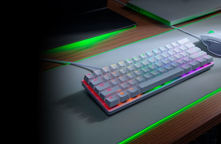 کیبورد گیمینگ RGB مکانیکال سیمی ریزر مدل HUNTSMAN MINI — تصویر ۸