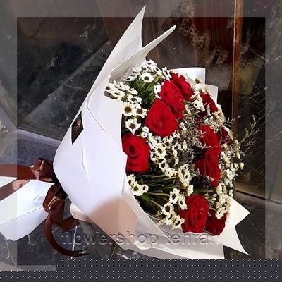 گل رز هفت رنگ طبیعی؛ انتخابی مطمئن برای هر سن و سلیقه