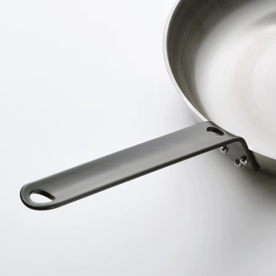 ماهیتابه فولاد کربنی سایز 28 ایکیا مدل VARDAGEN — تصویر ۶