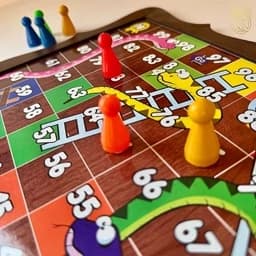 بازی فکری منچ و مارپله 6 نفره چوبی sh432 — تصویر ۹