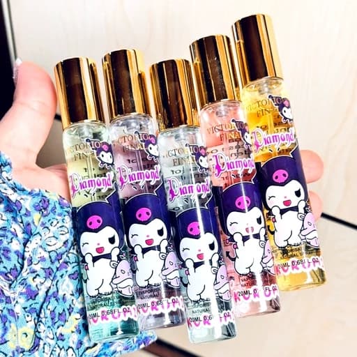 عطر قلمی کرومی ادکلن جیبی رایحه توت فرنگی خامه مارشمالو خنک شکوفه میوه های بهاری خوشبو کننده عالی مناسب تابستان — تصویر ۶