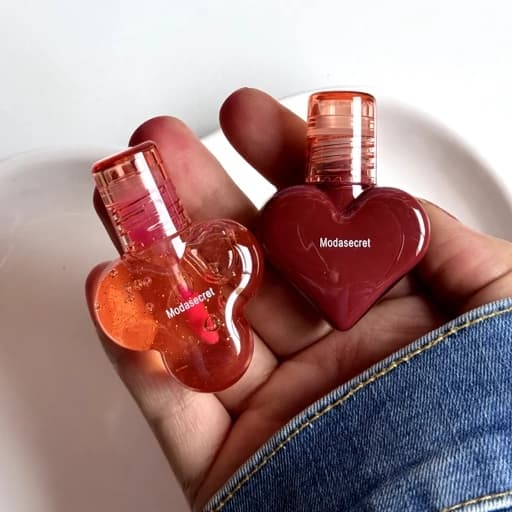 پک 2 عددی رژ لب خیس کره ای همراه برق لب حرارتی کیوت بصورت جفتی رنگبندی جذاب و خاص مات و مخملی پینترستی — تصویر ۴