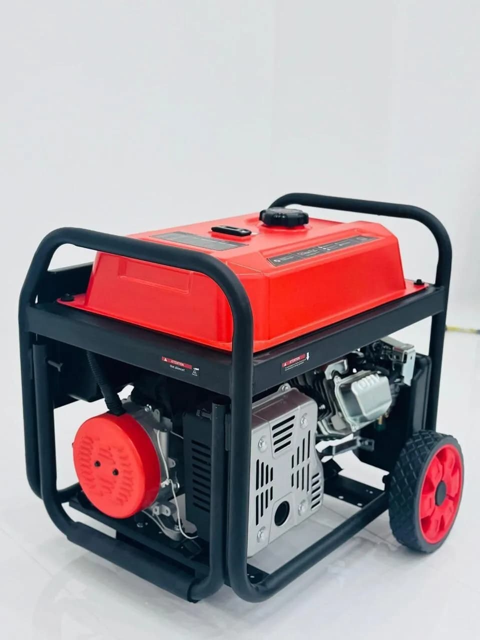 موتور برق بنزینی ظرفیت ۱۰ کیلووات تک فاز ایزی پاور مدل RG18000E — تصویر ۳