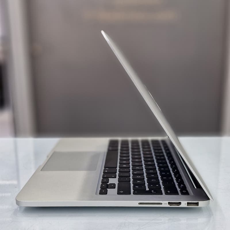 لپ تاپ استوک اپل مک بوک پرو مدل APPLE MacBook Pro 10.2 A1425 — تصویر ۳