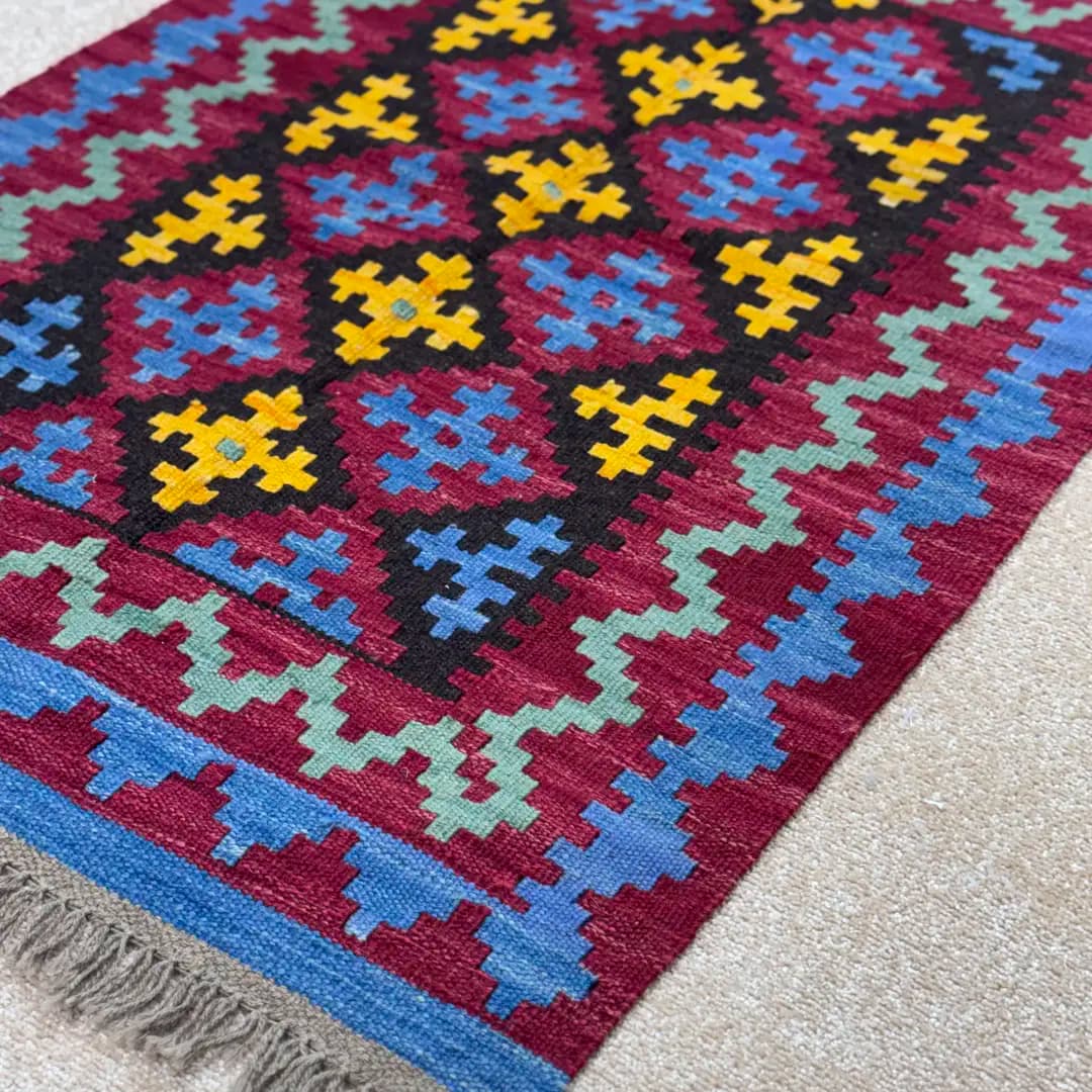 گلیم 1.5*1 پشم گوسفندی کد 005 — تصویر ۵