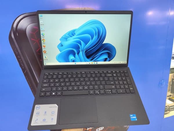 لپ تاپ 15.6 اینچی دل مدل Inspiron 15-3511 I5-1135 G7 8GB 256GB — تصویر ۲