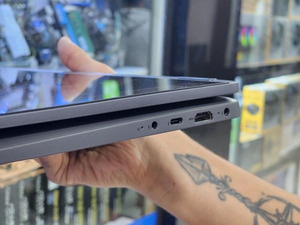 لپ تاپ 14 اینچی لنوو مدل Flex 5 14IAU7 I3-1215U 8GB 256SSD Touch — تصویر ۵