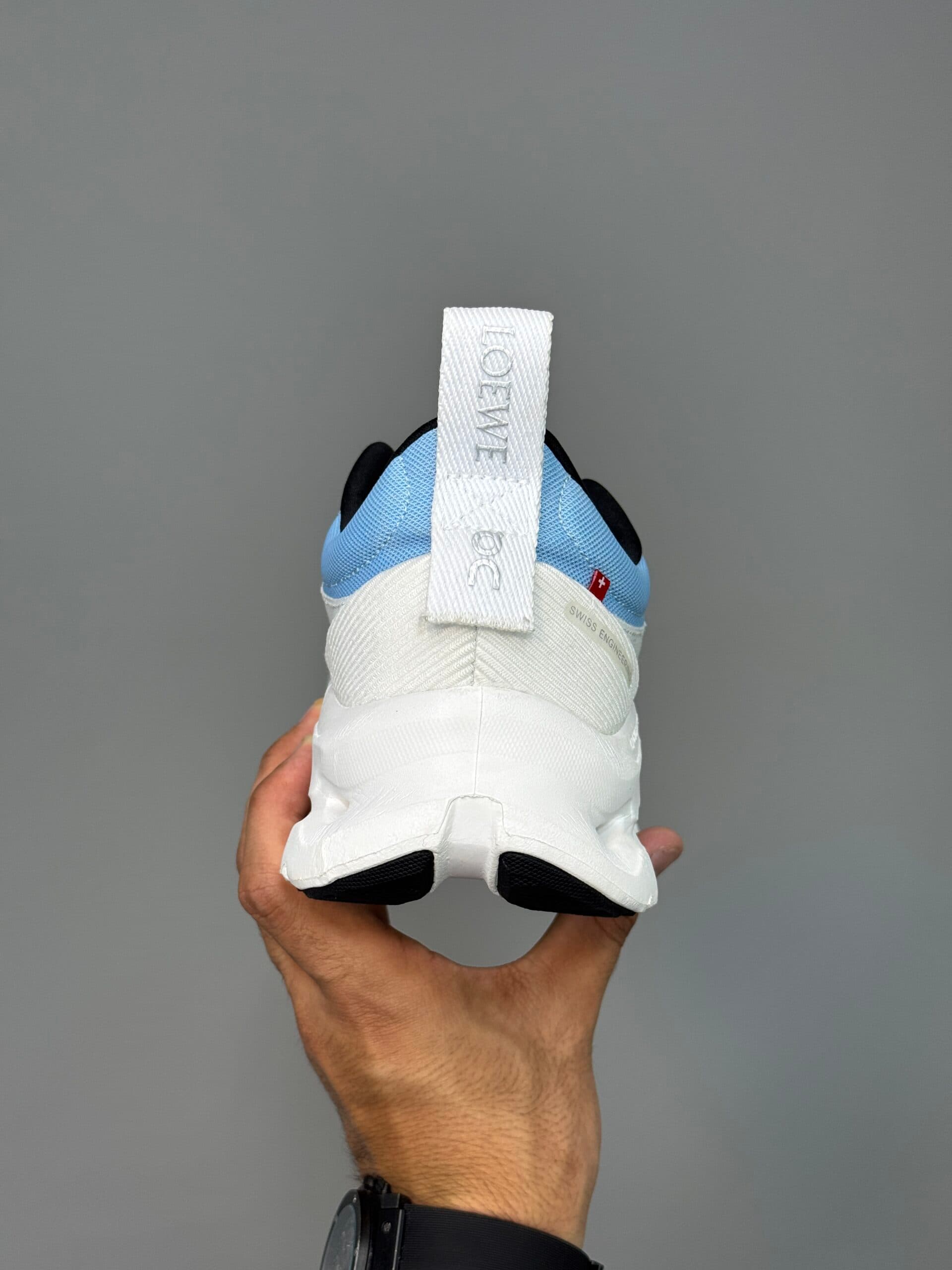 کتونی آن رانینگ کلودتیلت 2 لوئهوه سفید آبی On Running Cloudtilt 2 LOEWE Blue White — تصویر ۵