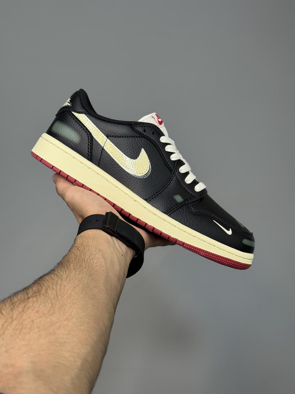 کتونی جردن وان لو نایجل سیلوستر “Nike Air Jordan 1 Low OG Nigel Sylvester “Better With Time — تصویر ۲