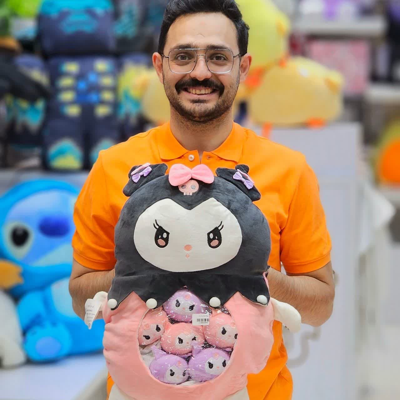 عروسک بالشتی شخصیت بچه دار — تصویر ۳