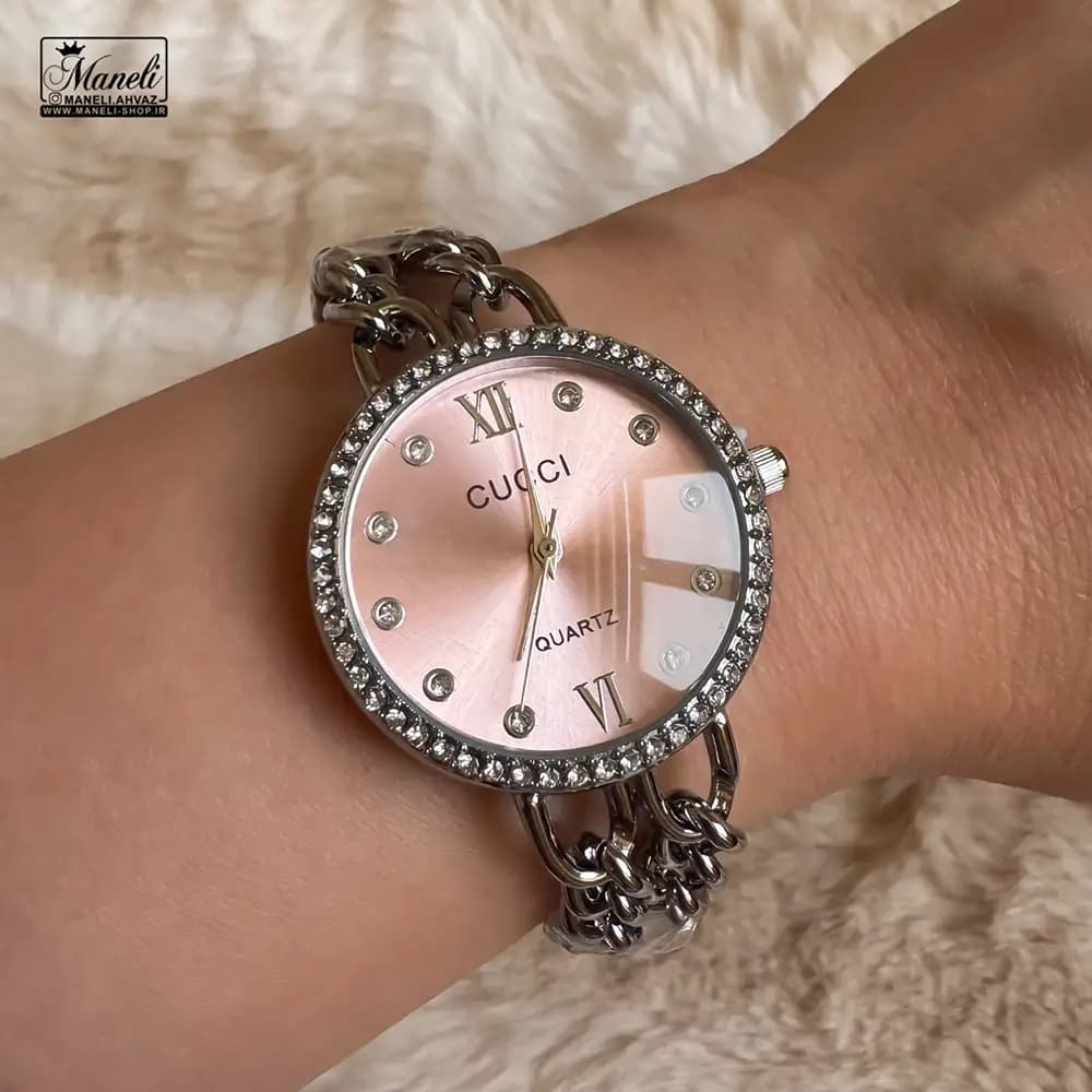 ساعت زنانه نقره ای GUCCI با بند کارتیر — تصویر ۵