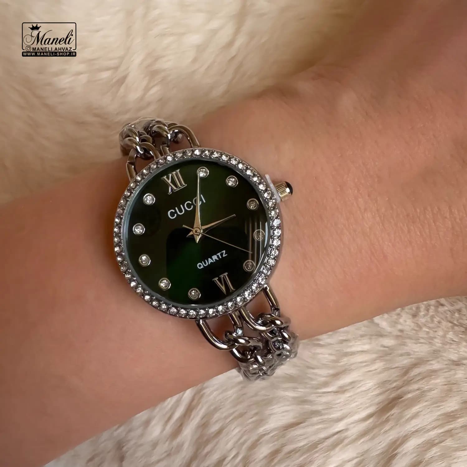 ساعت زنانه نقره ای GUCCI با بند کارتیر — تصویر ۷