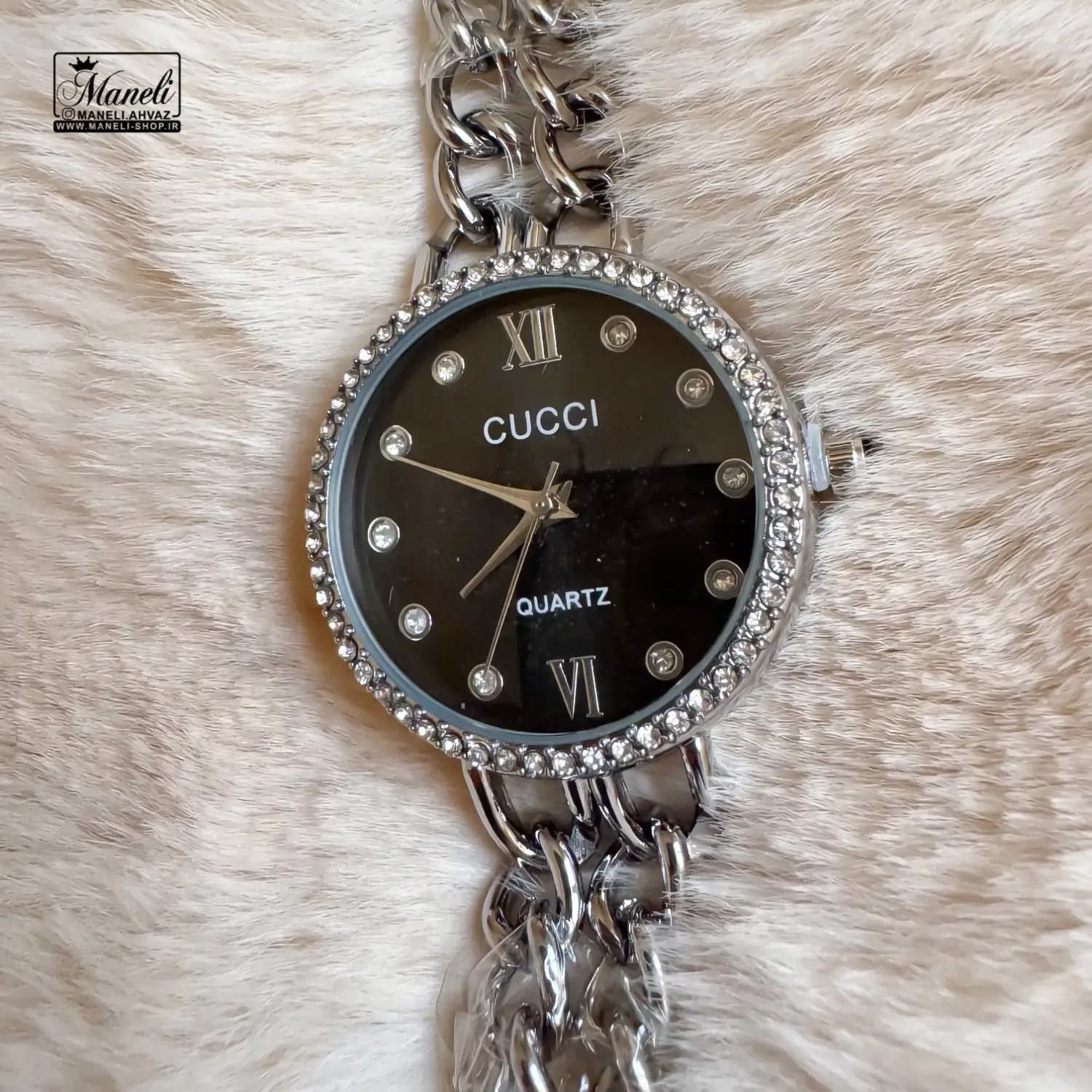 ساعت زنانه نقره ای GUCCI با بند کارتیر — تصویر ۲