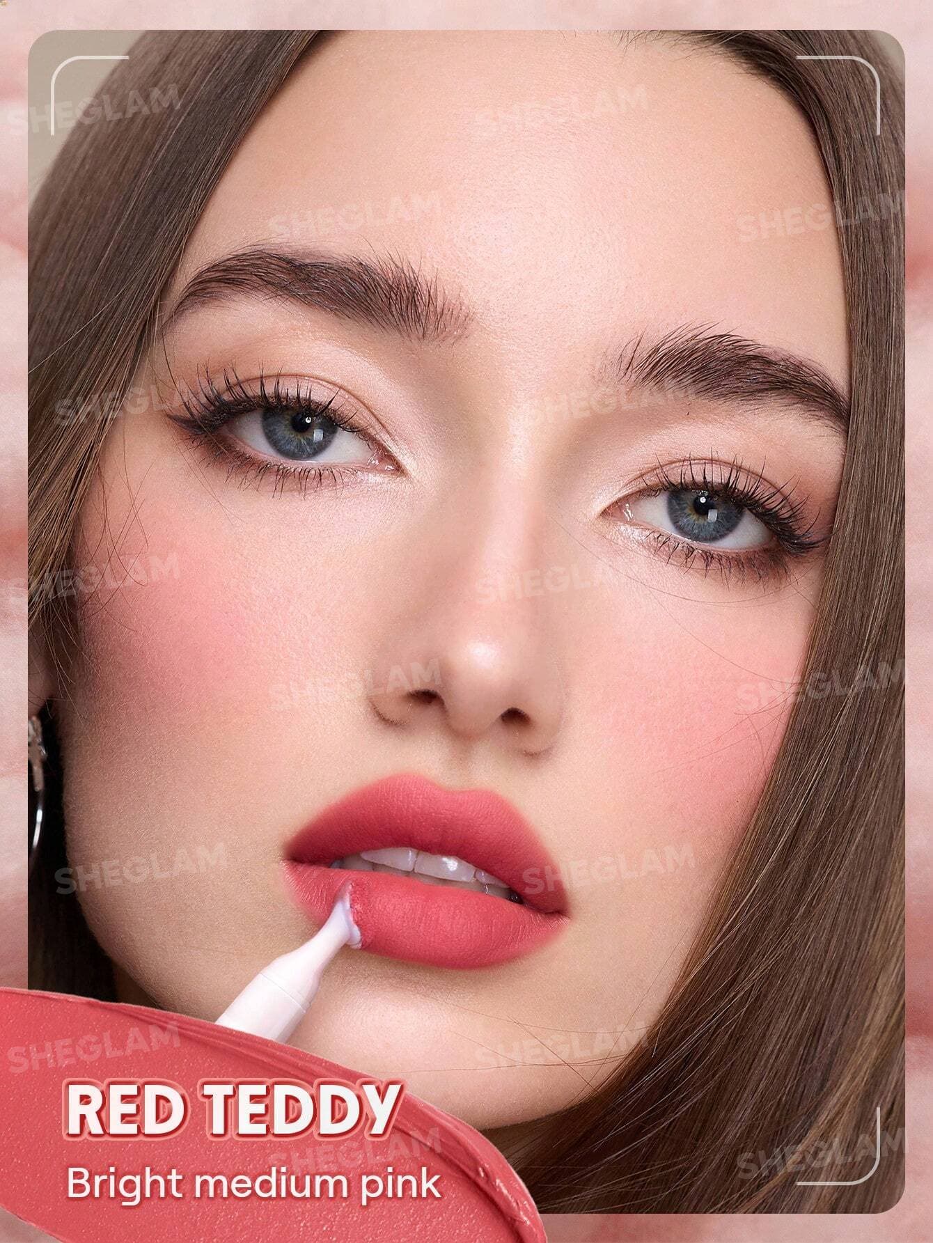 رژ لب مایع مات محوکننده مارشمالو پاف شیگلم Sheglam شماره 330 رنگ Red Teddy — تصویر ۶
