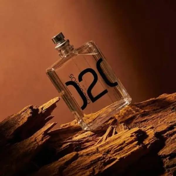 عطر یونیسکس اسنتریک مولکولز مولکول 02 ادو تویلت Escentric Molecules Molecule 02 Eau de Toilette — تصویر ۳