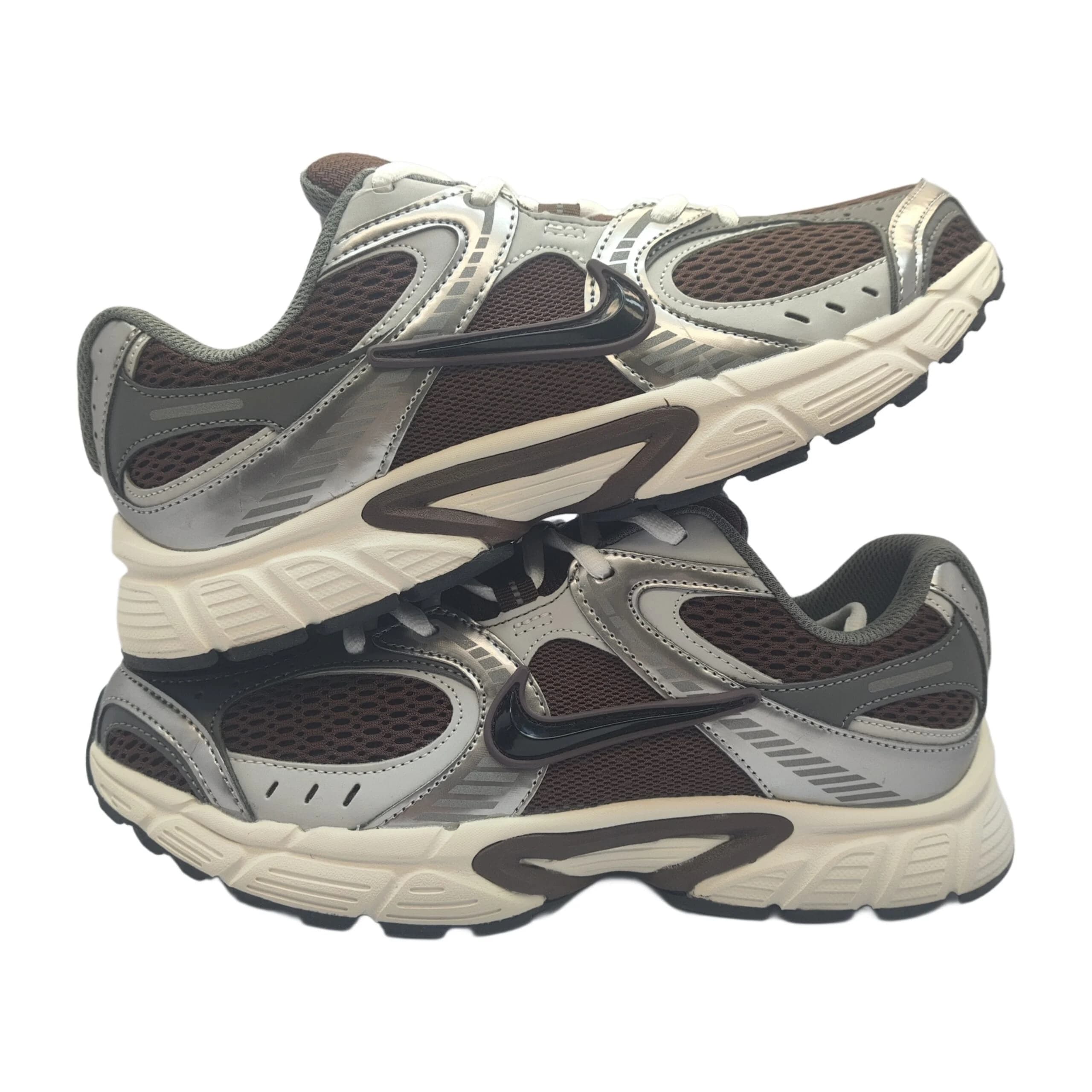 کفش کتونی مردانه نایک وی5 Nike V5 مسترکوالیتی رنگ قهوه ای طوسی کد 235 — تصویر ۳