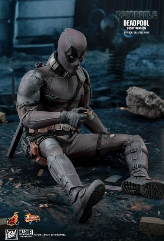 اکشن فیگور ددپول Deadpool اوریجینال برند هات تویز — تصویر ۴