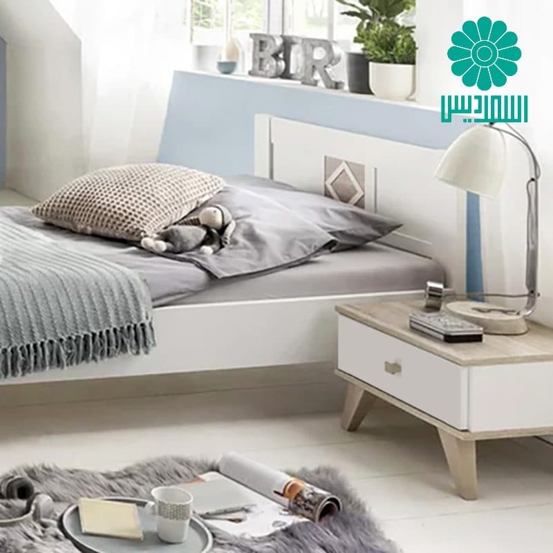 میز پاتختی اسمردیس مدل PT131 — تصویر ۴