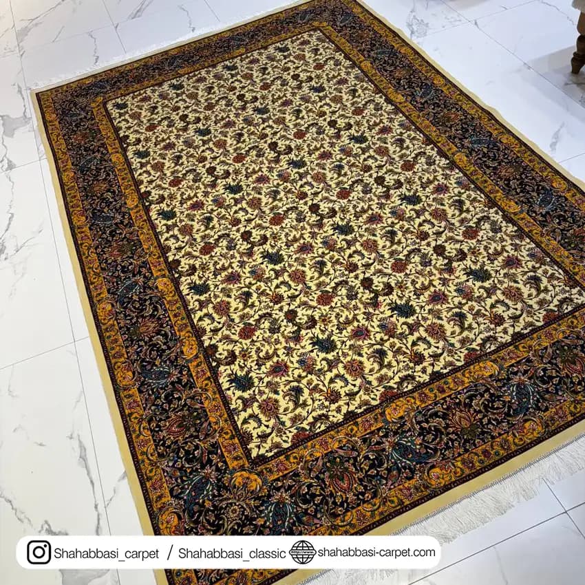 فرش تمام ابریشم کد 53 کرم — تصویر ۴