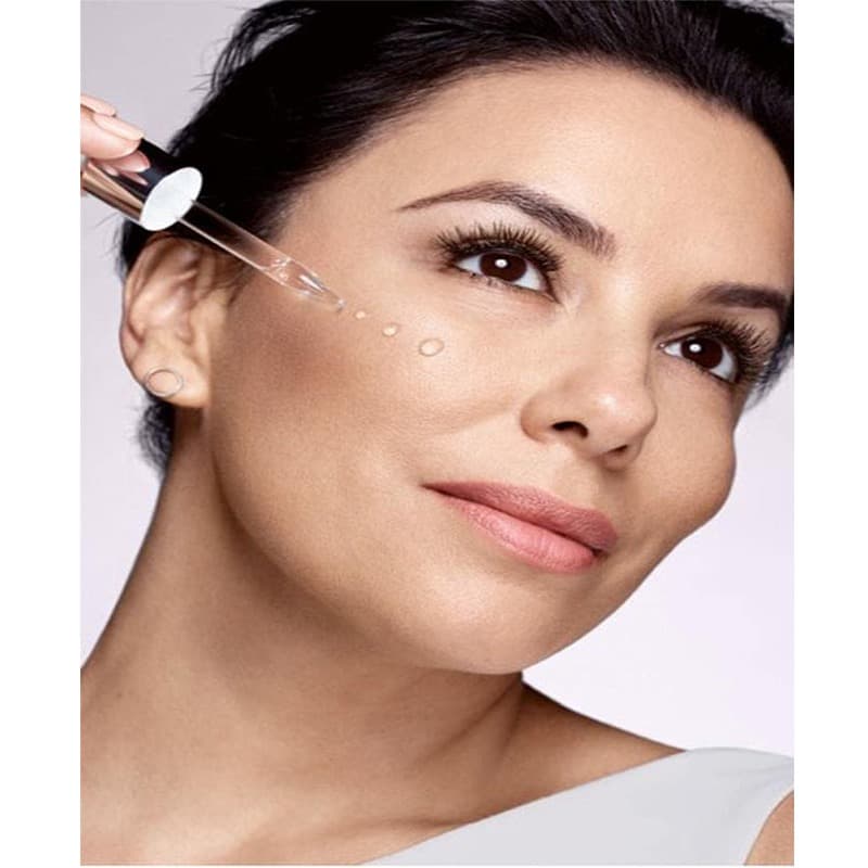 سرم ضد چین و چروک هیالورونیک اسید Revitalift Filler — تصویر ۳