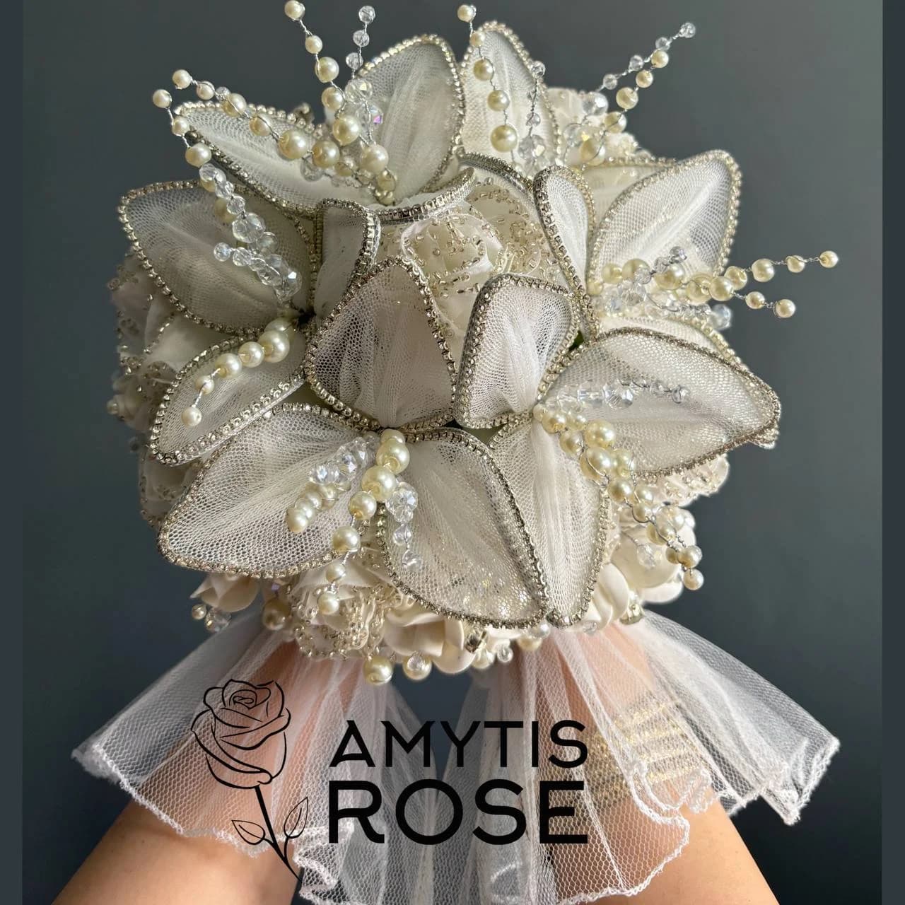 دسته گل عروس آرامیس #203 Aramis | آمیتیس رز - Amytis Rose — تصویر ۲