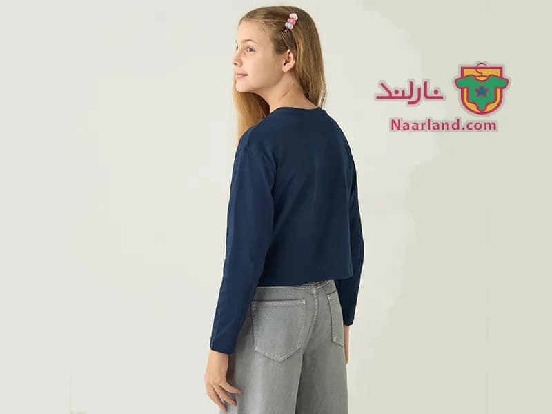 تیشرت کراپ آستین بلند نخی برند Juniors سرمه ای طرح قلب — تصویر ۴
