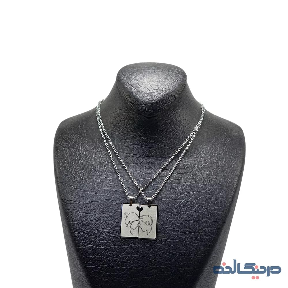 گردنبند ست طرح نقاشی لیزری دختر و پسر — تصویر ۲