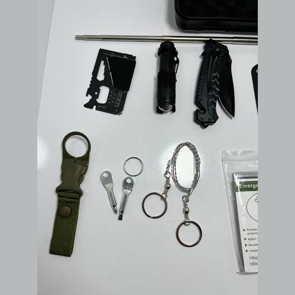کیت کمپینگ و سفر 16 در 1 مدل Survival Kit — تصویر ۴