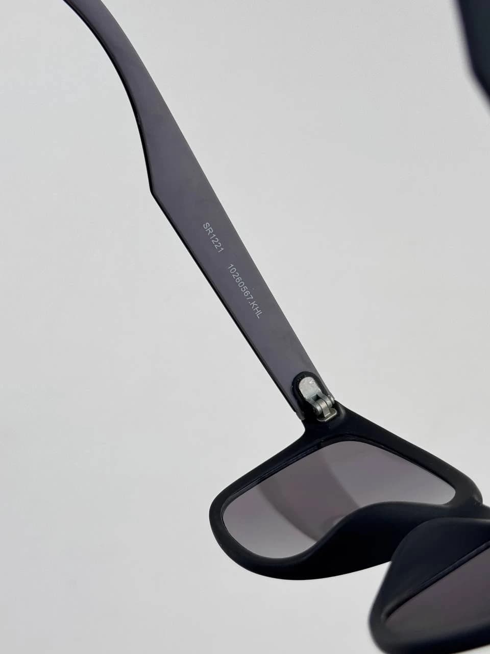 عینک آفتابی مدل DOCKERS 1221 — تصویر ۴