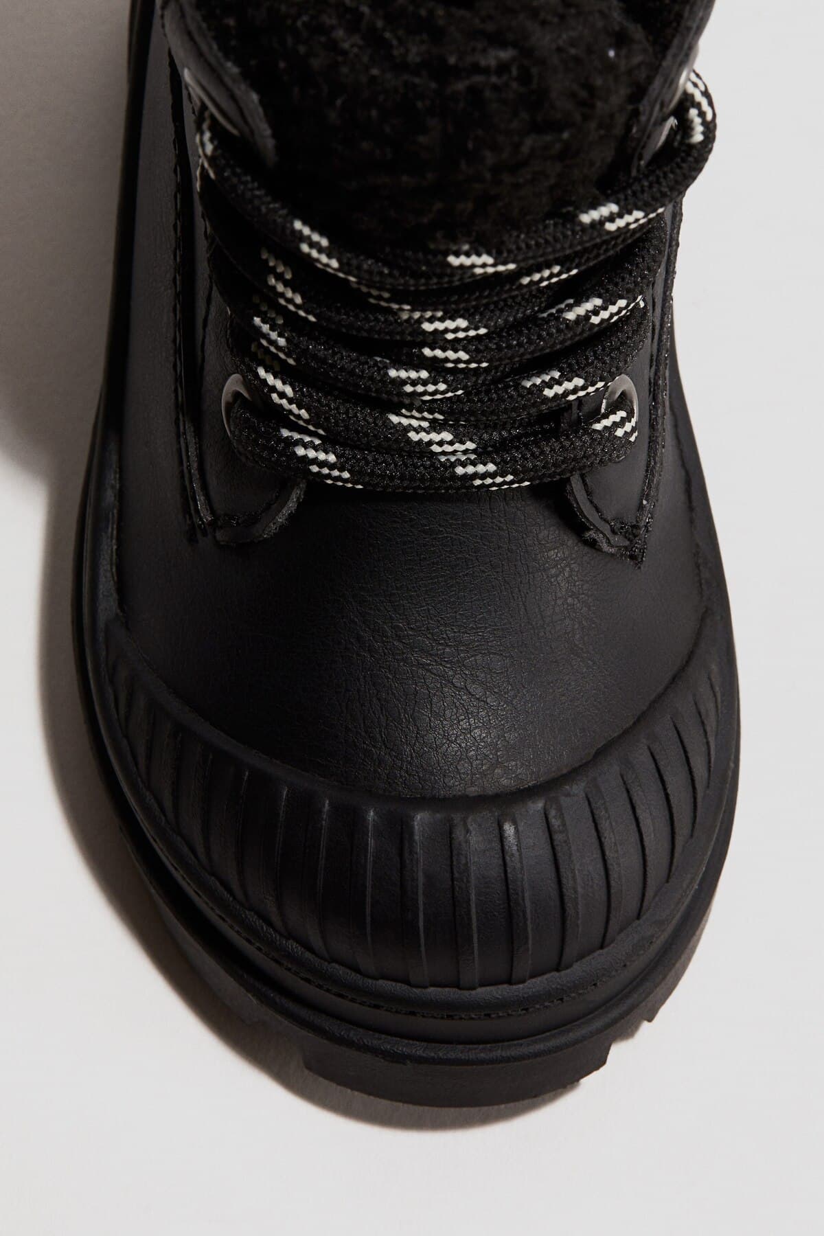 بوت اچ اند ام پسرانه ضد آب مشکی بوت کژوال/روزمره | H&M 1307456 CN — تصویر ۳