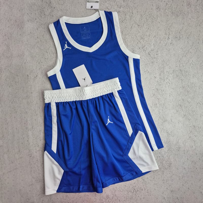 ست تاپ شلوارک ورزشی زنانه جردن Jordan Sports Top and Shorts Set آبی کاربنی — تصویر ۲