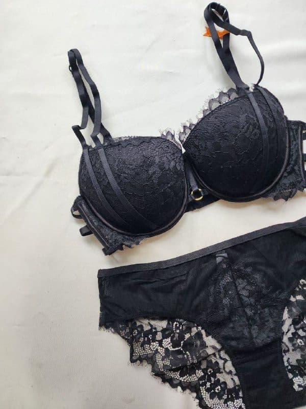 ست سوتین و شورت جکدار فنردار برند AngGee کد: ۵۳۰۷ — تصویر ۵