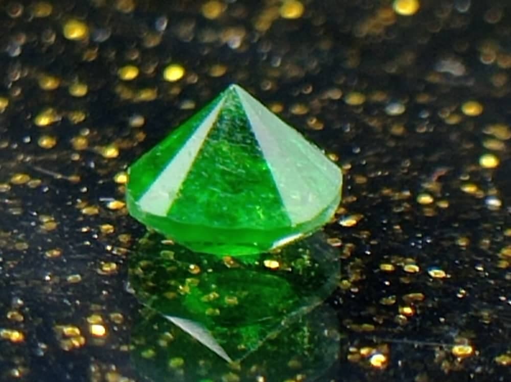 جواهر دمانتوئید D10 — تصویر ۲