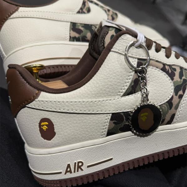 کتانی نایک ایرفورس 1 low Bape — تصویر ۳