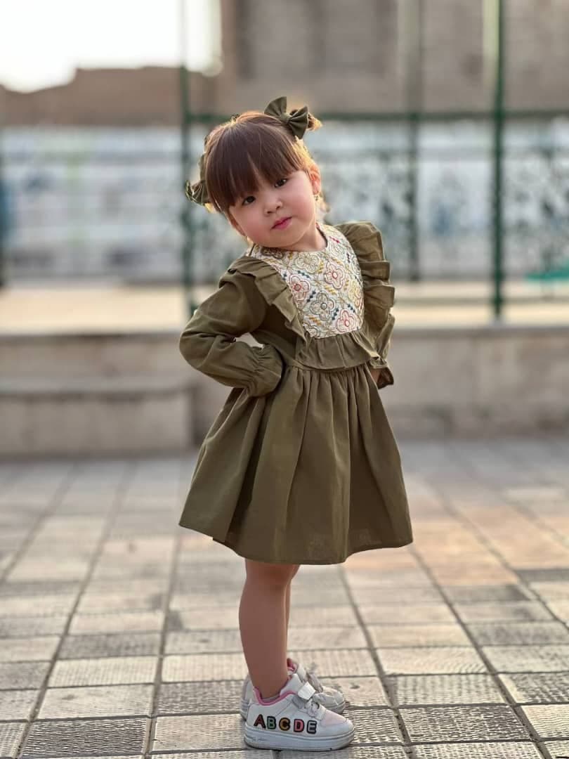 پیراهن دُرین — تصویر ۶